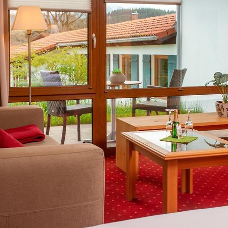 Landhotel Gockelwirt Eisenberg  Esterno foto