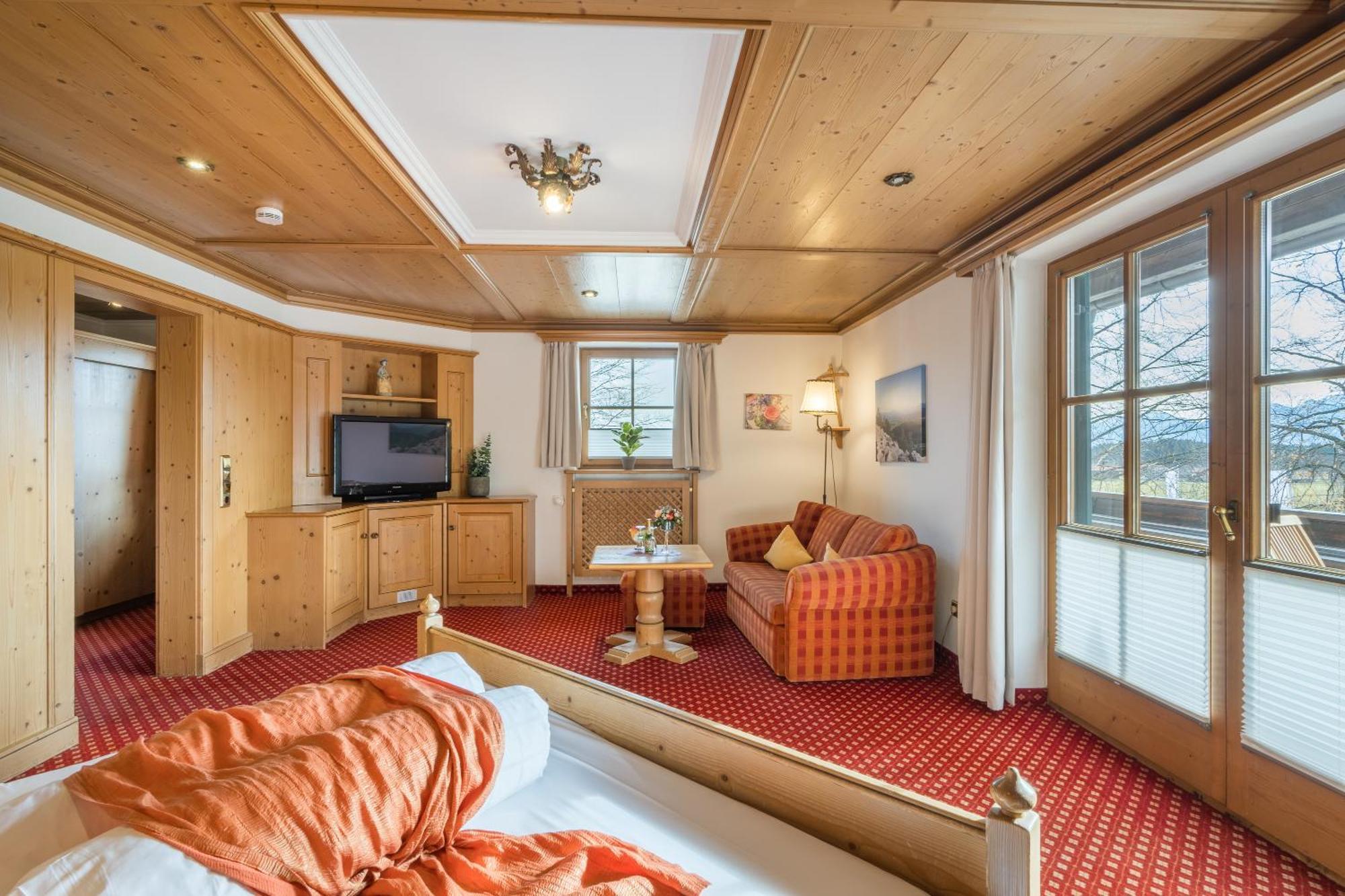 Landhotel Gockelwirt Eisenberg  Esterno foto