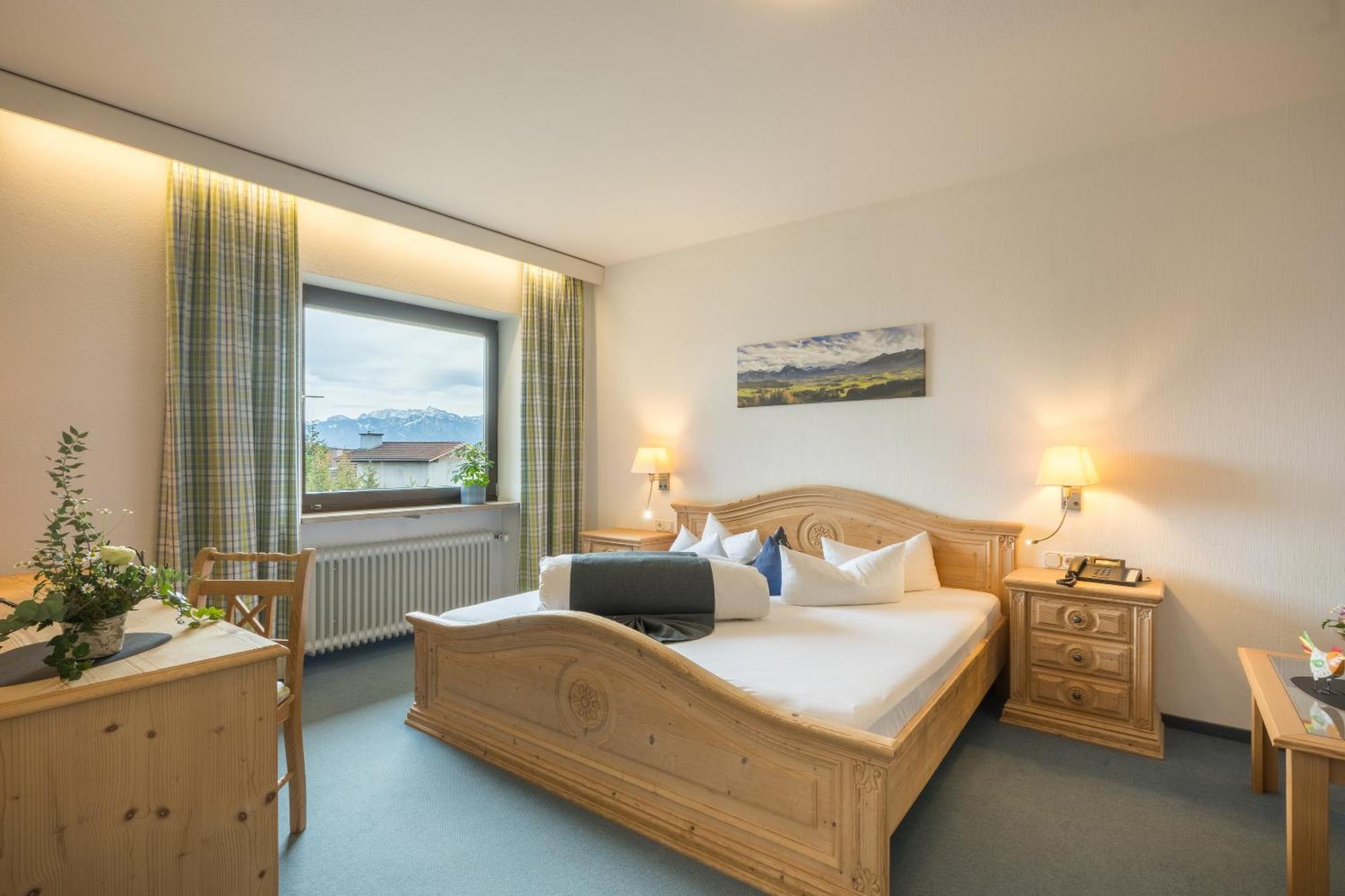 Landhotel Gockelwirt Eisenberg  Esterno foto