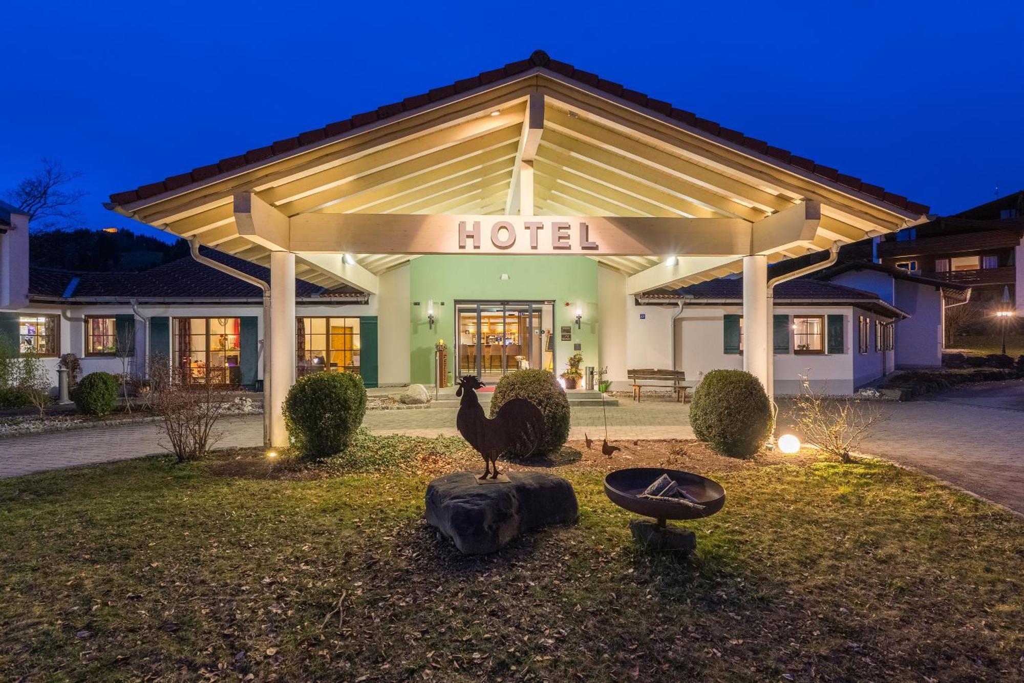 Landhotel Gockelwirt Eisenberg  Esterno foto
